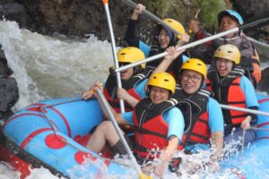 harga paket rafting di puncak